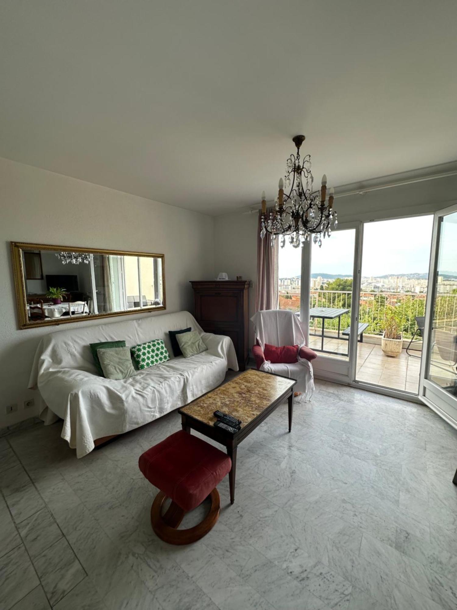 Апартаменты T4 Avec Terrasse Et Garage Prive Тулон Экстерьер фото